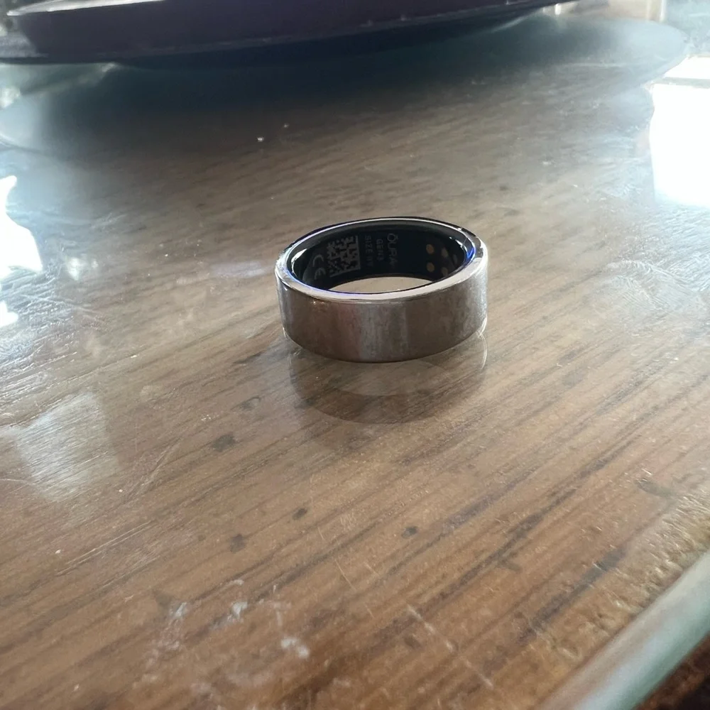 Oura Polished Silver Ring Size 9 Heritage